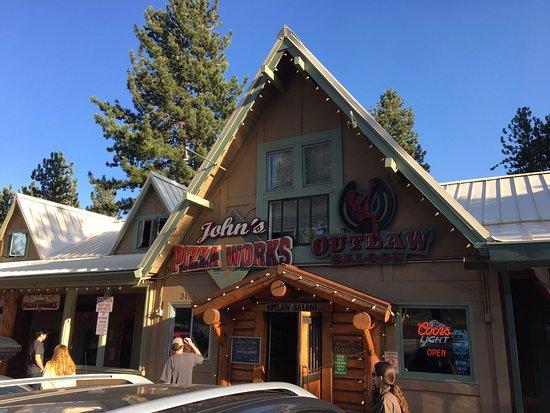 John's Pizza Works