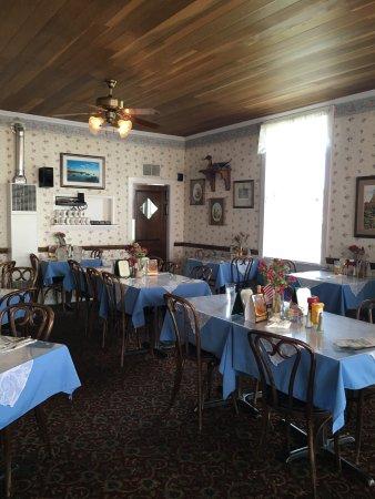 Bridgeport Inn