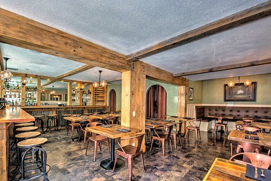Charlotte Bistro & Bar