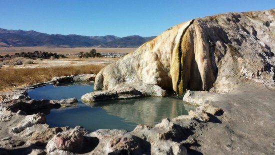 Source chaude de Travertine